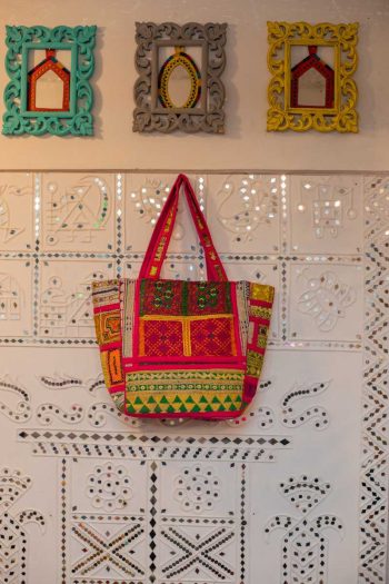 Kutchi hand bag -BG004